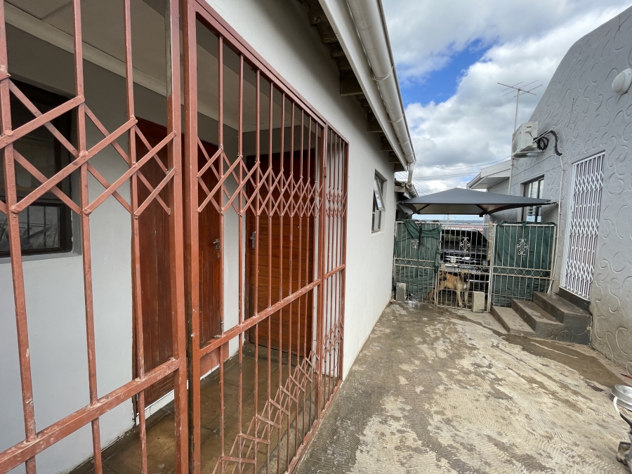 2 Bedroom Property for Sale in Mdantsane Eastern Cape